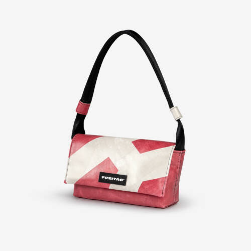 FREITAG F171 LAURA VST RGB Highres 02